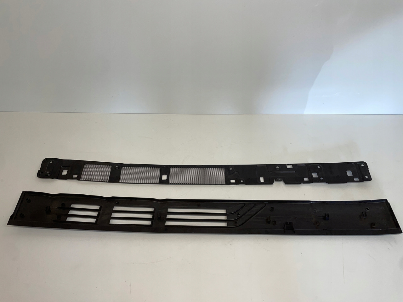 PLASTER MIODU OSŁONA KOMINA MAN TGX3 TG3 TGX 3 81082010647 - Aerodinámica/ Spoiler para Camión: foto 3 PLASTER MIODU OSŁONA KOMINA MAN TGX3 TG3 TGX 3 81082010647 - Aerodinámica/ Spoiler para Camión: foto 3