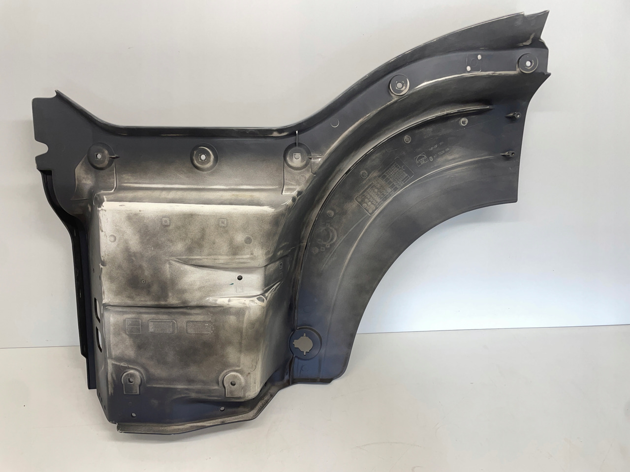 PRAWA STOPNICA MAN TGS E6 81615100870 - Parrilla para Camión: foto 4 PRAWA STOPNICA MAN TGS E6 81615100870 - Parrilla para Camión: foto 4