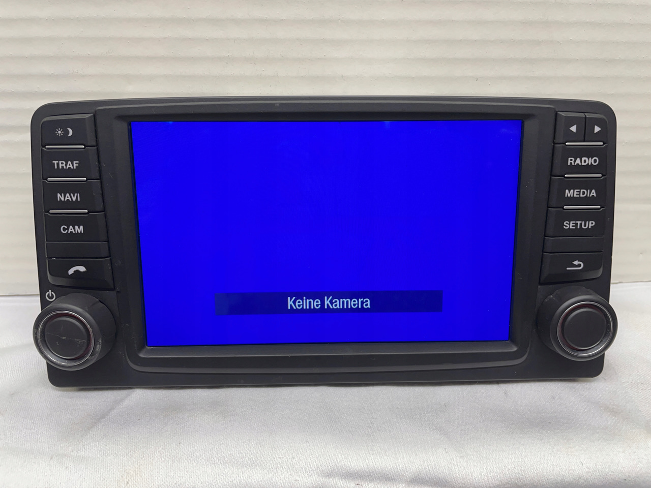 RADIO NAWIGACJA MAN TGS TGX EURO 6 81281006037 WYMIENIONY WYŚWIETLACZ - Sistema de navegación para Camión: foto 3 RADIO NAWIGACJA MAN TGS TGX EURO 6 81281006037 WYMIENIONY WYŚWIETLACZ - Sistema de navegación para Camión: foto 3