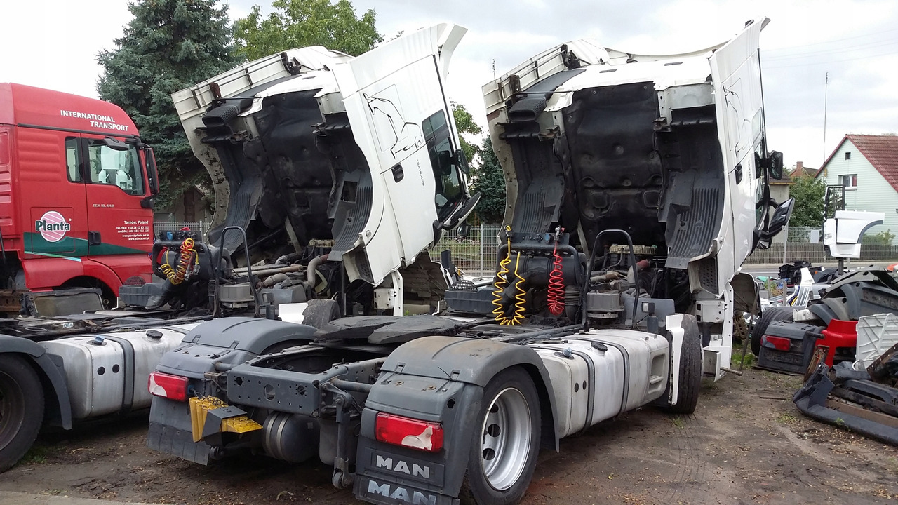 SPOILER SPOJLER OWIEWKA DACH DESKA MAN TGX XL - Aerodinámica/ Spoiler para Camión: foto 5 SPOILER SPOJLER OWIEWKA DACH DESKA MAN TGX XL - Aerodinámica/ Spoiler para Camión: foto 5