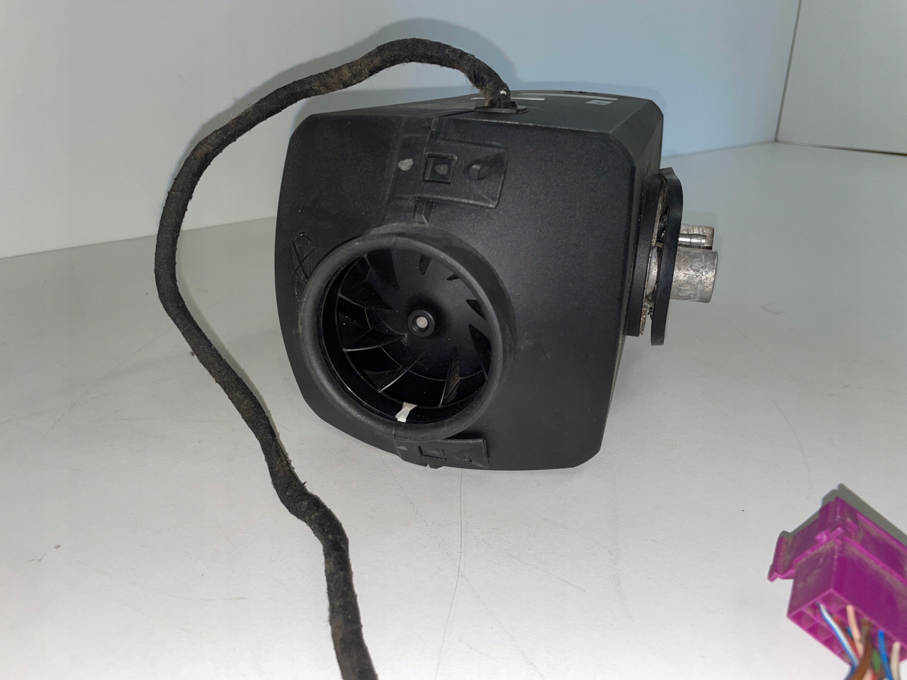 WEBASTO MAN TGX TGS D4S 81619006410 EBERSPACHER - Unidad de control para Camión: foto 2 WEBASTO MAN TGX TGS D4S 81619006410 EBERSPACHER - Unidad de control para Camión: foto 2