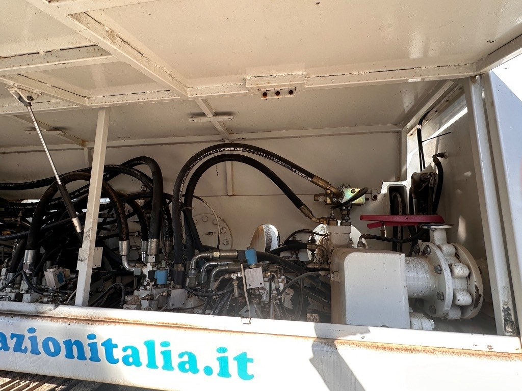 Mait HR130 - Martillo de hinca de pilotes: foto 3 Mait HR130 - Martillo de hinca de pilotes: foto 3