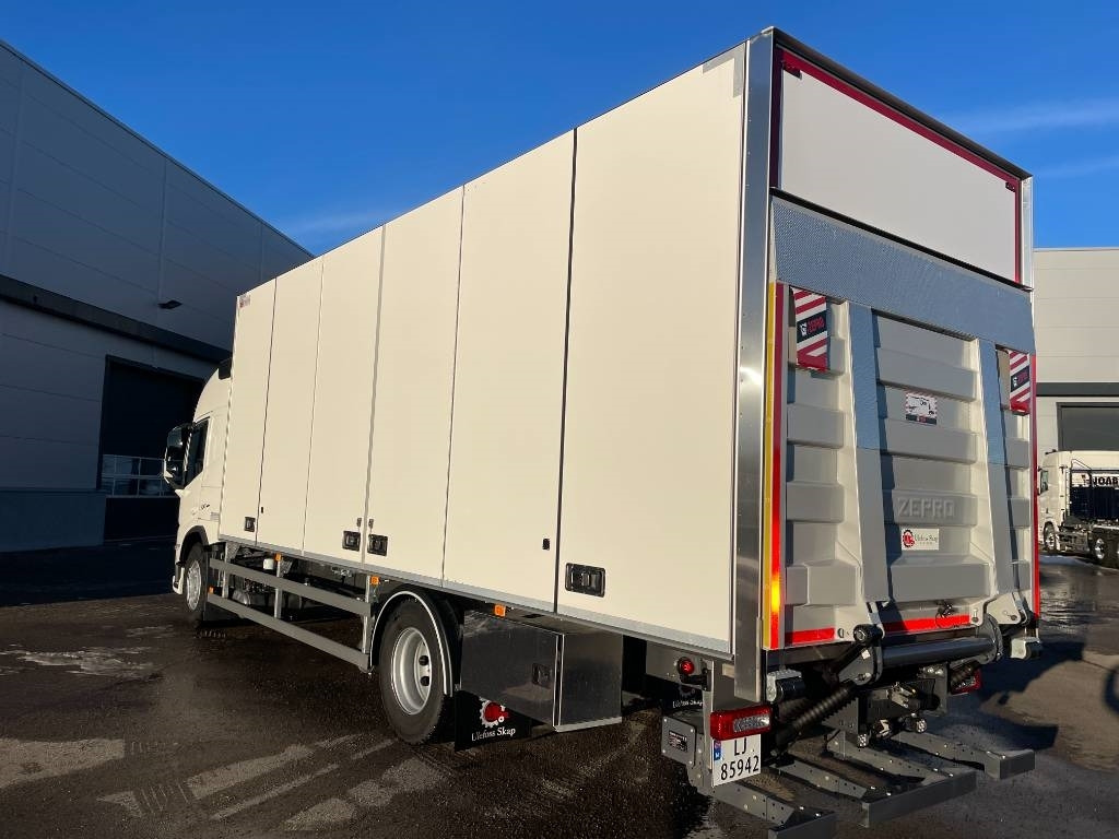 Volvo FM 330 - Camión caja cerrada: foto 4 Volvo FM 330 - Camión caja cerrada: foto 4