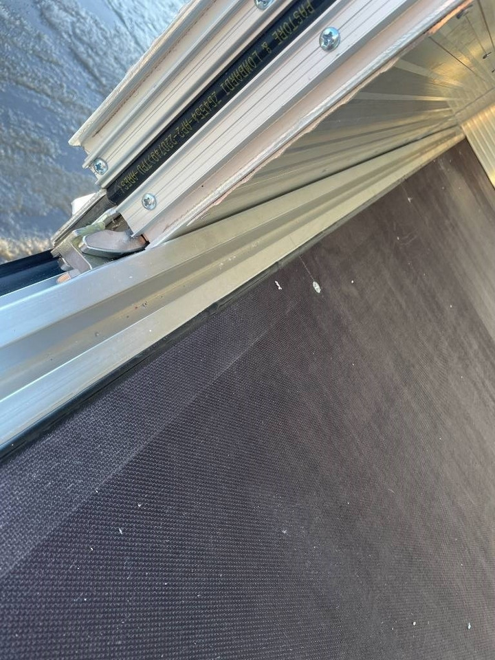 Volvo FM 330 - Camión caja cerrada: foto 2 Volvo FM 330 - Camión caja cerrada: foto 2