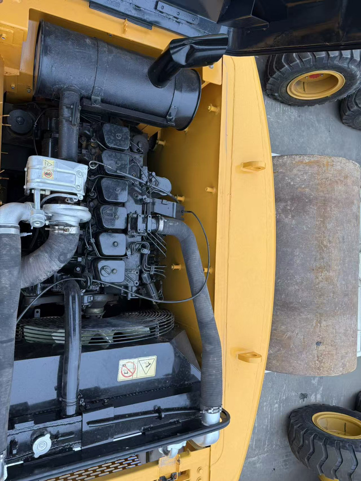 HYUNDAI R210W-9S - Excavadora de ruedas: foto 5 HYUNDAI R210W-9S - Excavadora de ruedas: foto 5