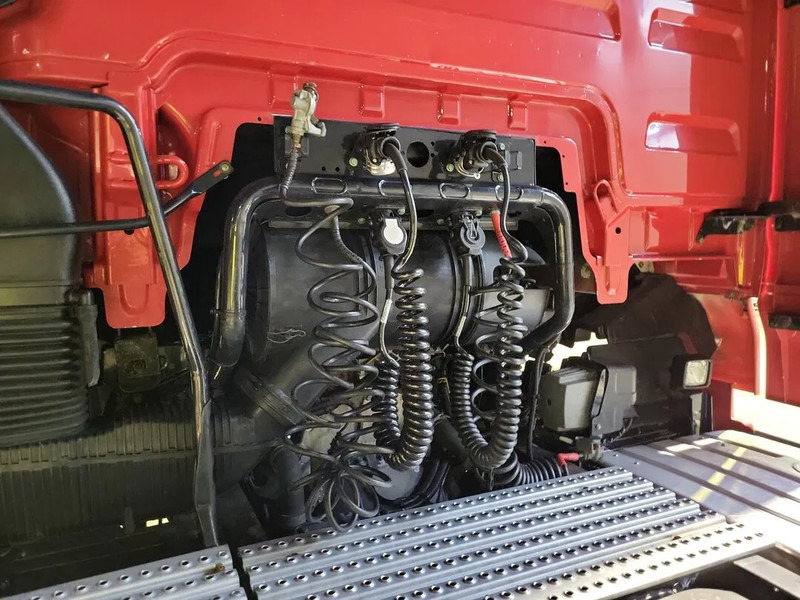 MAN TGX 18.460 TGX - Cabeza tractora: foto 5 MAN TGX 18.460 TGX - Cabeza tractora: foto 5