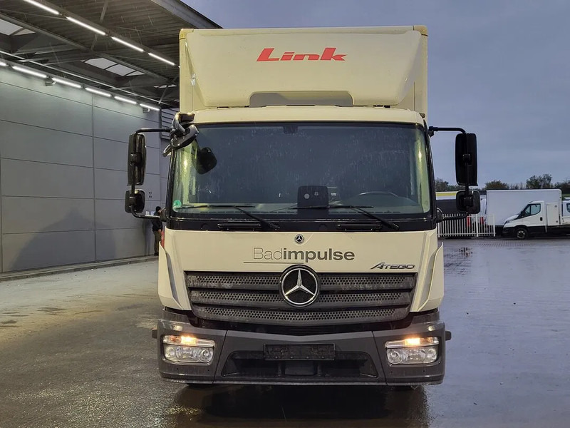 Mercedes-Benz Atego 818 Atego - Camión caja cerrada: foto 5 Mercedes-Benz Atego 818 Atego - Camión caja cerrada: foto 5