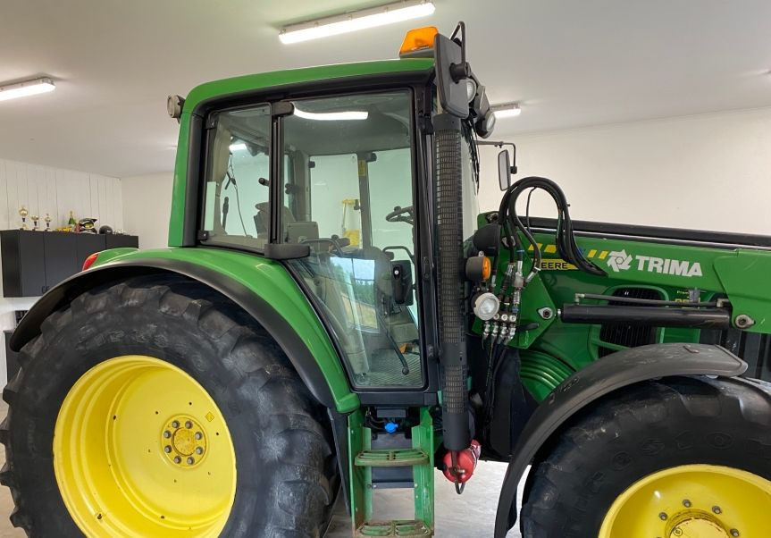 John Deere 6330 Premium - Tractor: foto 5 John Deere 6330 Premium - Tractor: foto 5