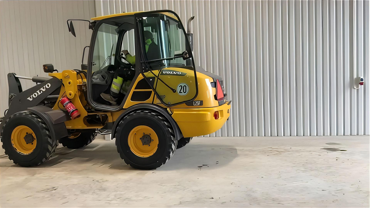 Volvo L 25 - Cargadora de ruedas: foto 5 Volvo L 25 - Cargadora de ruedas: foto 5