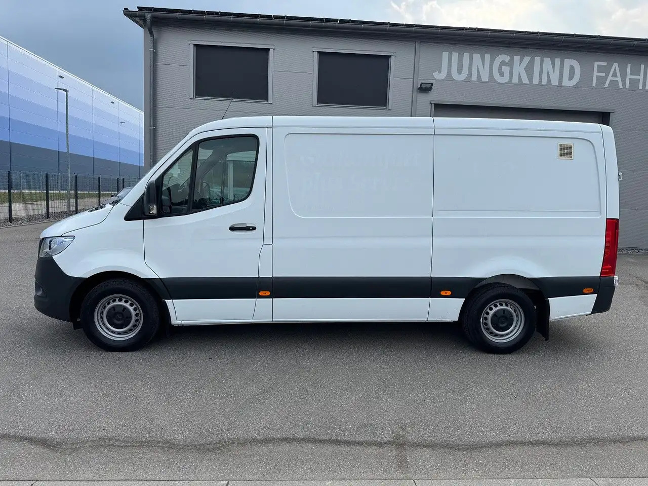 Mercedes-Benz Sprinter 316 CDI Flach Lang Klima MBUX - Furgón: foto 3 Mercedes-Benz Sprinter 316 CDI Flach Lang Klima MBUX - Furgón: foto 3