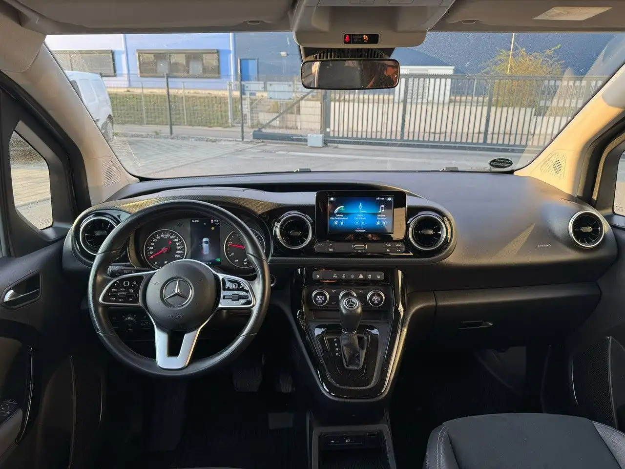 Mercedes-Benz T-Class T -Klasse 160 d standard - Coche: foto 4 Mercedes-Benz T-Class T -Klasse 160 d standard - Coche: foto 4