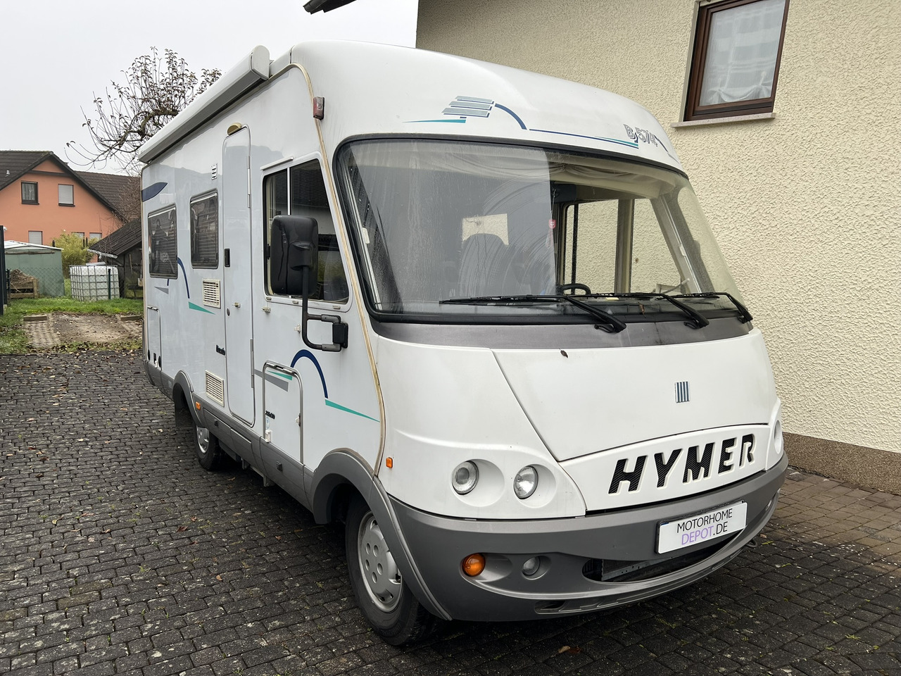 HYMER / ERIBA B-Klasse 574 incl. Hubbett - Markise - 3,85 to - Autocaravana integral: foto 1 HYMER / ERIBA B-Klasse 574 incl. Hubbett - Markise - 3,85 to - Autocaravana integral: foto 1