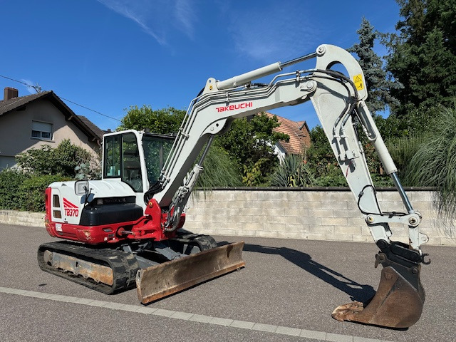 TAKEUCHI TB 370 - Miniexcavadora: foto 2 TAKEUCHI TB 370 - Miniexcavadora: foto 2