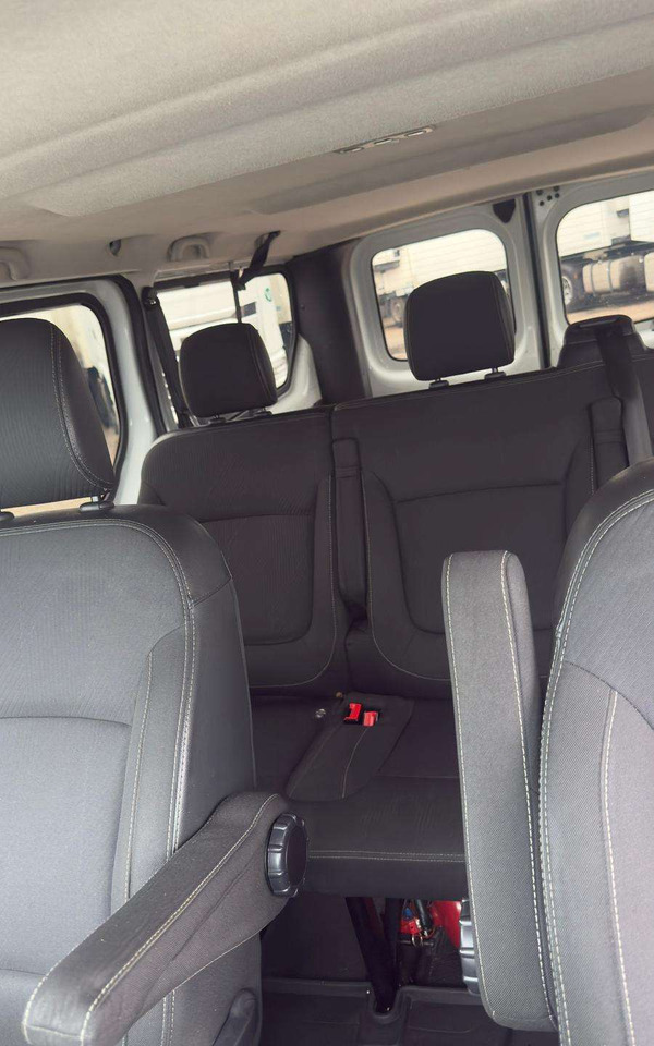 Leasing de  Renault Trafic Renault Trafic: foto 13