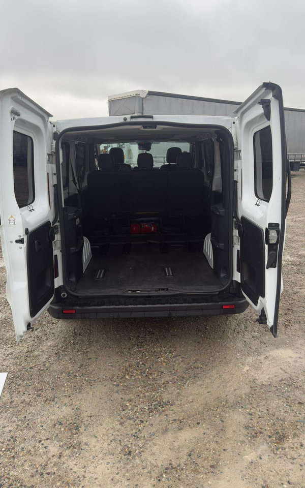 Leasing de  Renault Trafic Renault Trafic: foto 17