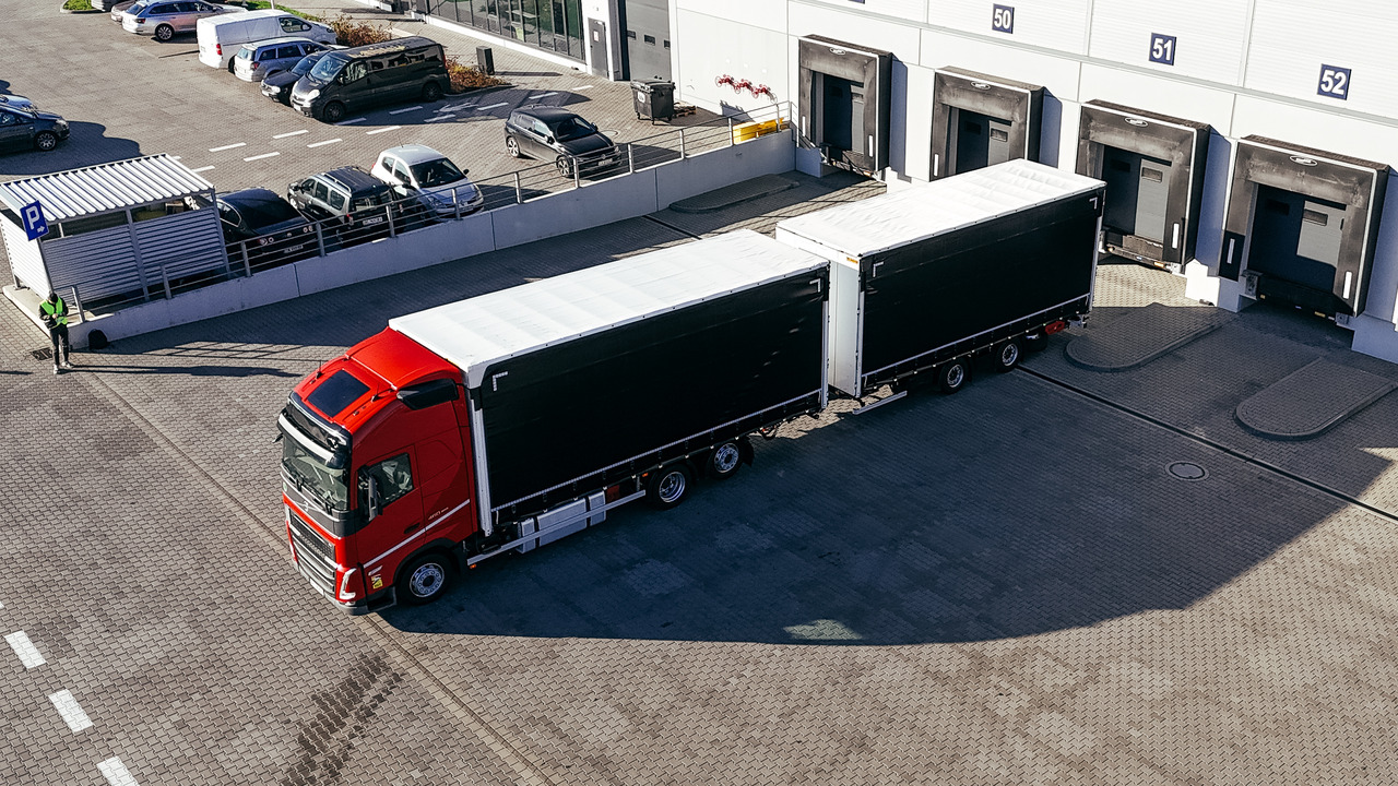 Volvo FH - Camión lona: foto 5 Volvo FH - Camión lona: foto 5