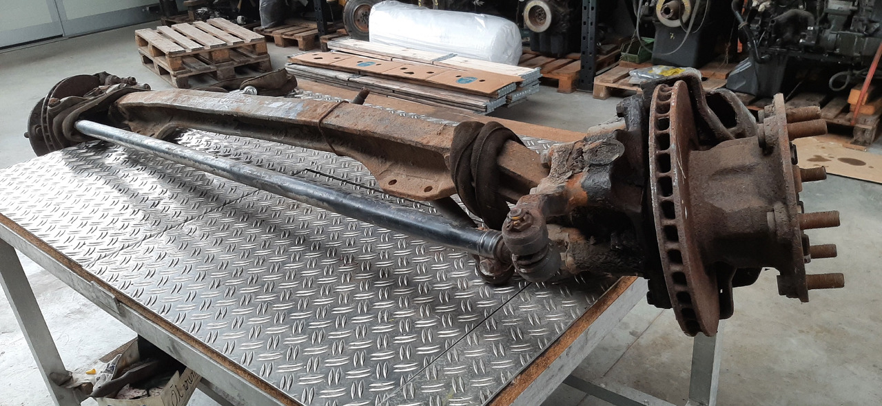 Gebrauchte DB 8.14, Vorderachse, Artikel - Nr. : 81.99999 - 9999 - Eje delantero para Camión: foto 1 Gebrauchte DB 8.14, Vorderachse, Artikel - Nr. : 81.99999 - 9999 - Eje delantero para Camión: foto 1