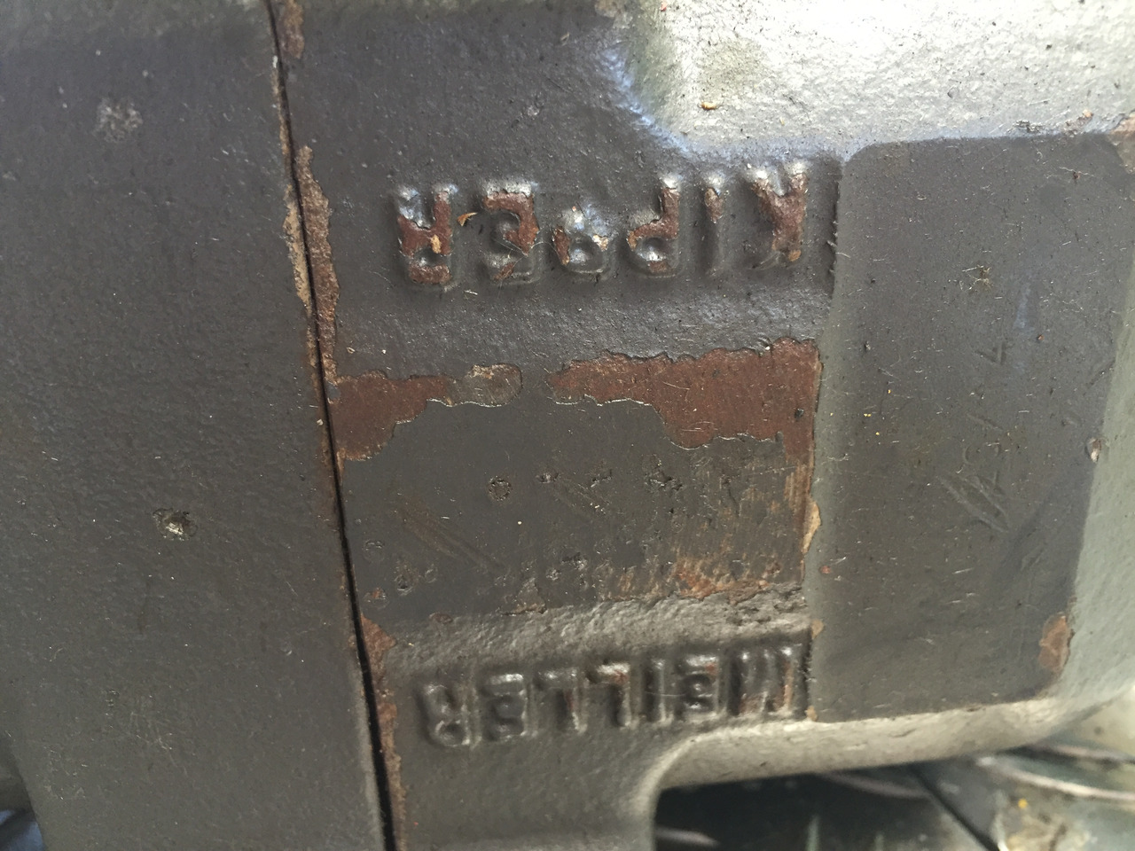 Gebrauchte Hydraulikpumpe, Meiller Kipper, Artikel-Nr. : 382 143 - Bomba hidráulica para Camión: foto 4 Gebrauchte Hydraulikpumpe, Meiller Kipper, Artikel-Nr. : 382 143 - Bomba hidráulica para Camión: foto 4