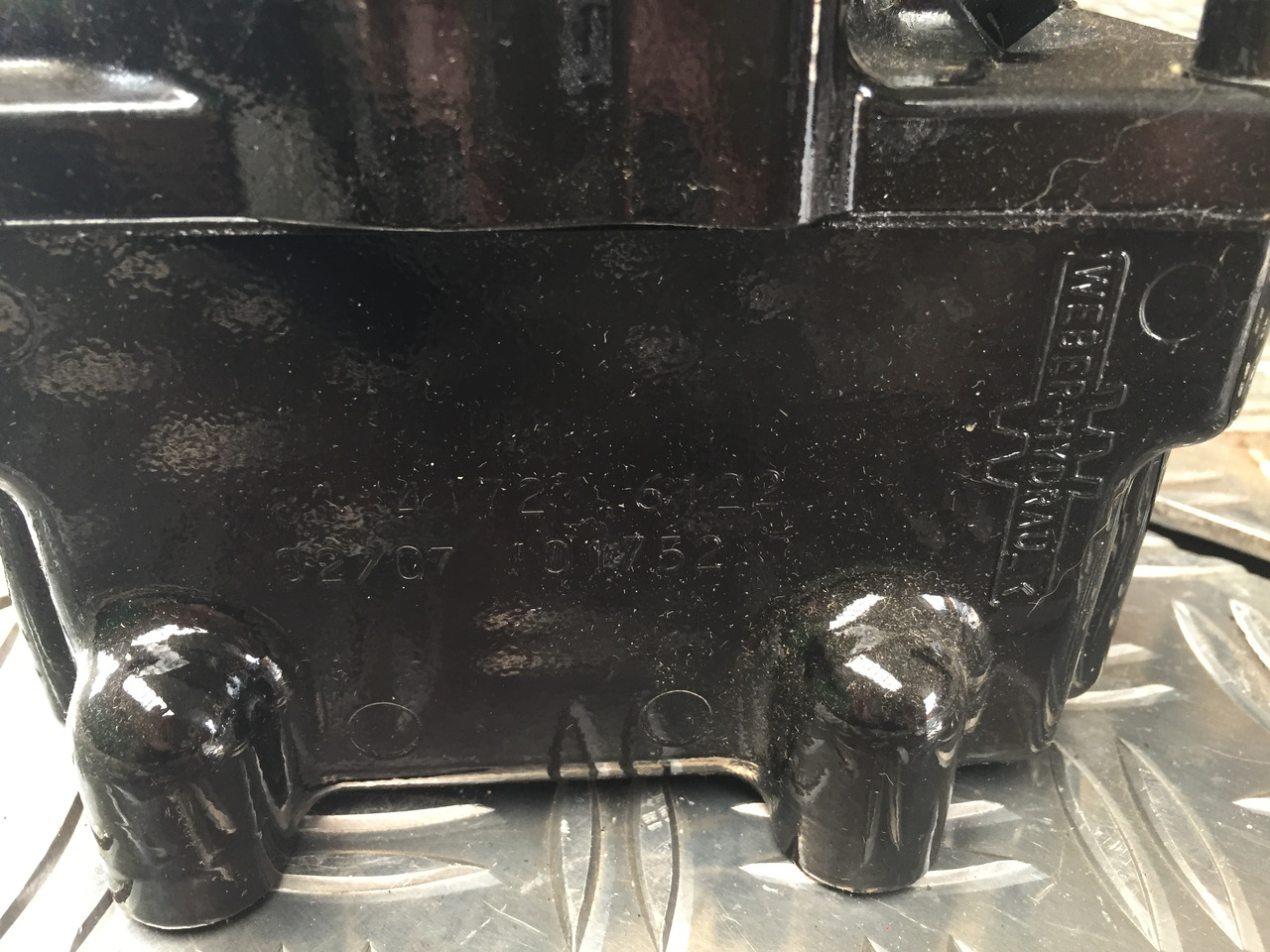 Neuwertige MAN TGA, TGS, TGX Hydraulikpumpe , Artikel - Nr. : 81.41723 - 6122 - Bomba hidráulica para Camión: foto 2 Neuwertige MAN TGA, TGS, TGX Hydraulikpumpe , Artikel - Nr. : 81.41723 - 6122 - Bomba hidráulica para Camión: foto 2