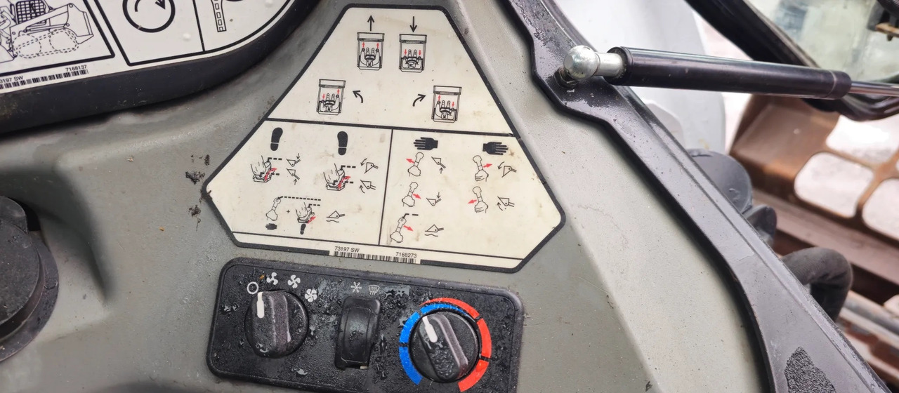 BOBCAT S570 - Minicargadora: foto 5 BOBCAT S570 - Minicargadora: foto 5