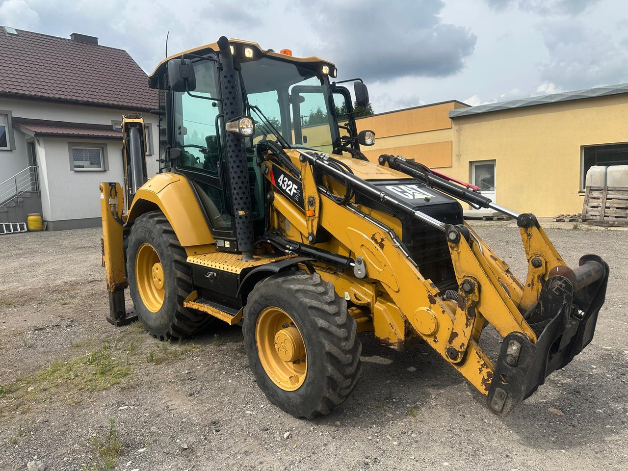 CATERPILLAR 432 F2 - Excavadora: foto 1 CATERPILLAR 432 F2 - Excavadora: foto 1