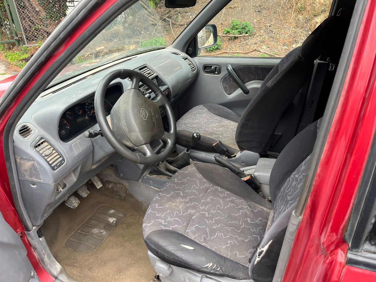 Nissan - Coche: foto 5 Nissan - Coche: foto 5