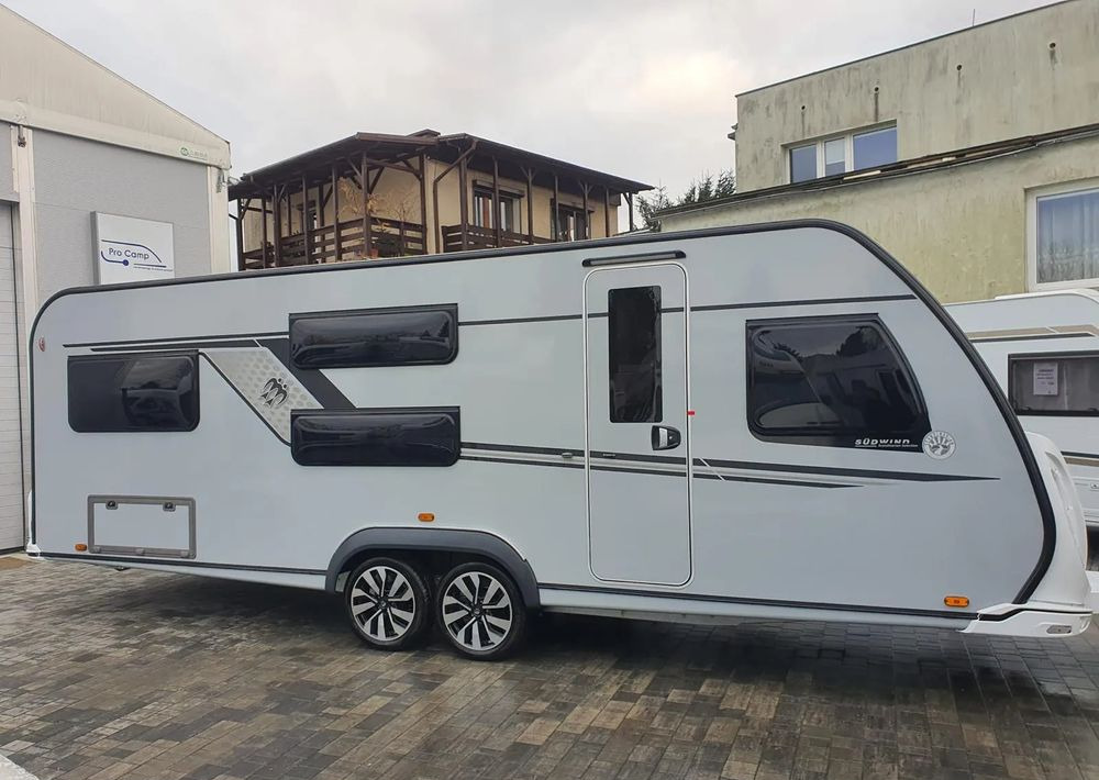 KNAUS Sudwind 650 UDF Scandinavian Selection - Caravana: foto 4 KNAUS Sudwind 650 UDF Scandinavian Selection - Caravana: foto 4