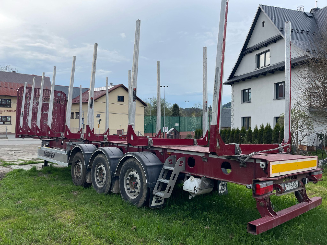 Naczepa Zasław - Semirremolque maderero: foto 5 Naczepa Zasław - Semirremolque maderero: foto 5