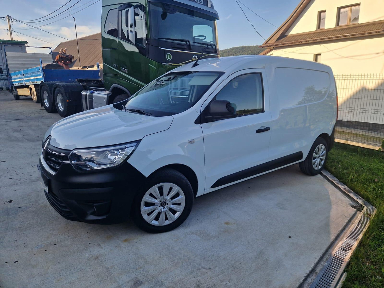 RENAULT EXPRESS - Furgoneta pequeña: foto 2 RENAULT EXPRESS - Furgoneta pequeña: foto 2