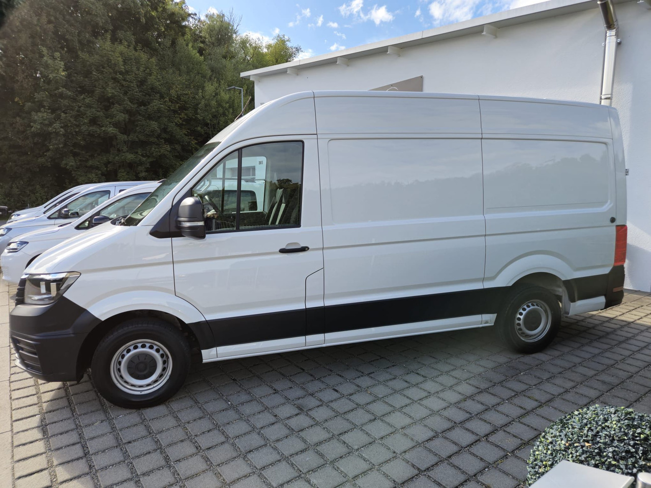 VOLKSWAGEN Crafter 35 mittellang Hochdach AppConnect/Kamera - Furgón: foto 3 VOLKSWAGEN Crafter 35 mittellang Hochdach AppConnect/Kamera - Furgón: foto 3