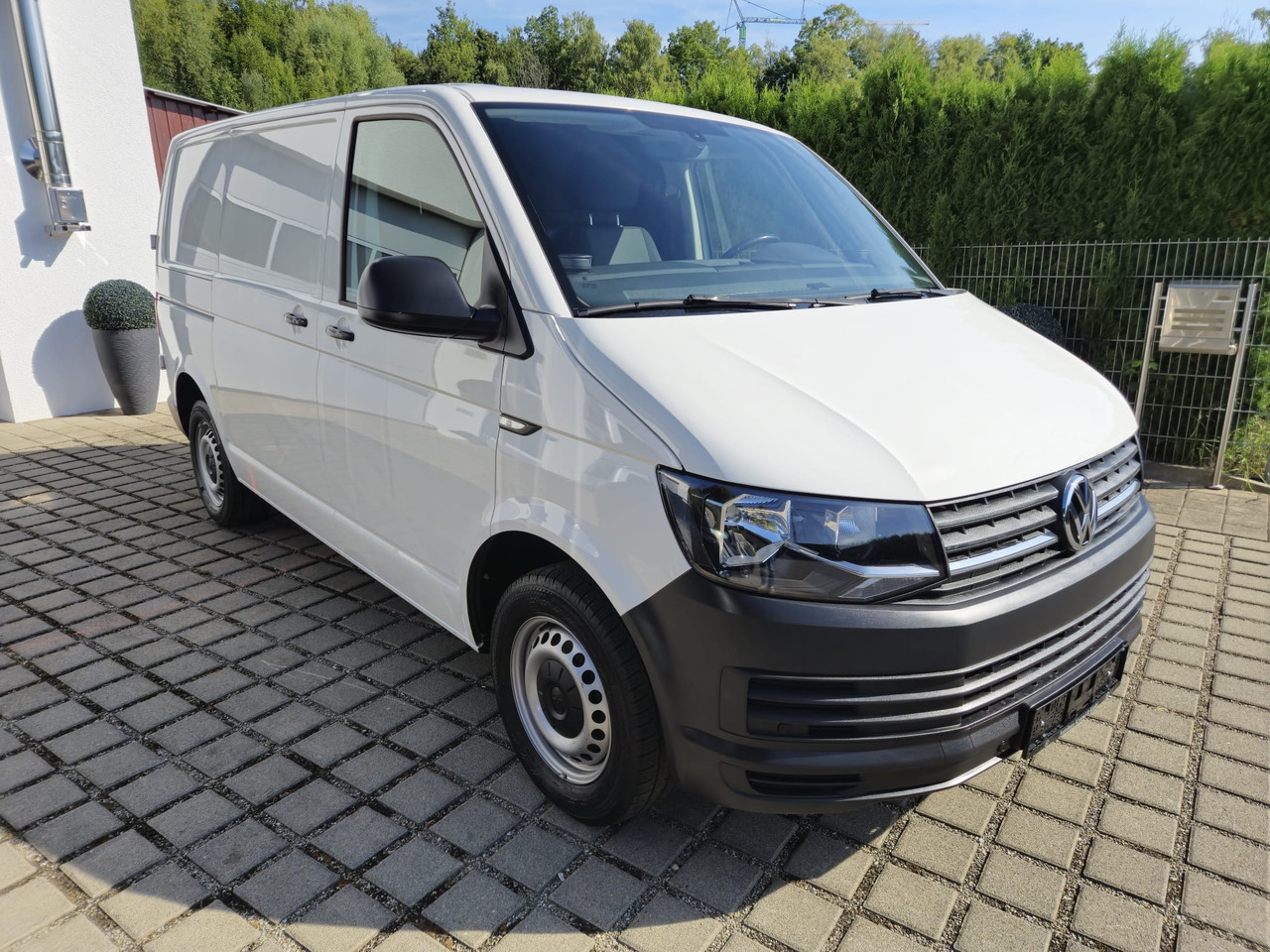 VOLKSWAGEN T6 Transporter Kasten-Kombi Navi/ACC/Standheiz. - Furgón: foto 2 VOLKSWAGEN T6 Transporter Kasten-Kombi Navi/ACC/Standheiz. - Furgón: foto 2