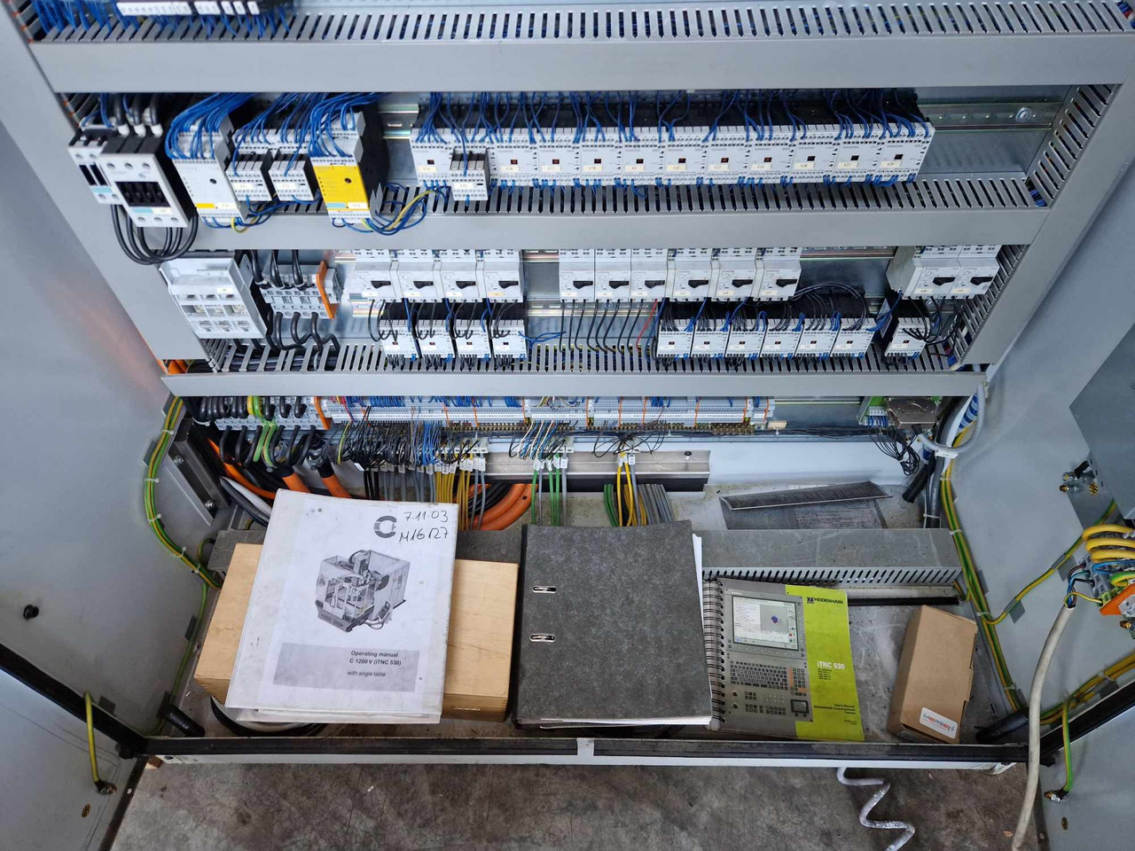 Centro de mecanizado CNC HERMLE C 1200: foto 6 Centro de mecanizado CNC HERMLE C 1200: foto 6