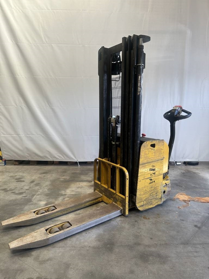 Yale ms12 - Apilador: foto 4 Yale ms12 - Apilador: foto 4