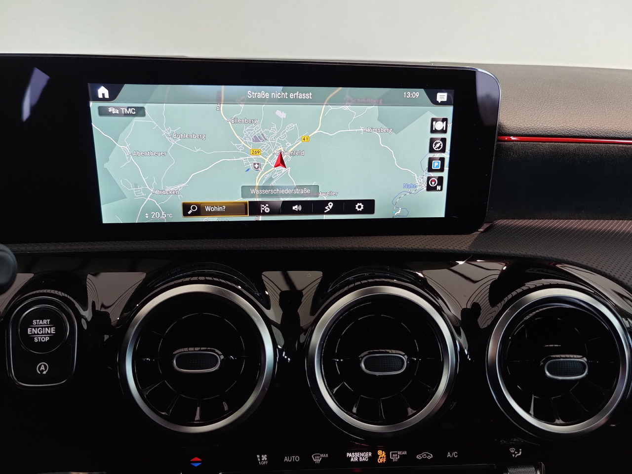 Sedan Mercedes-Benz A 200 7G-DCT AMG Line Kamera Navi LED SHZ: foto 12 Sedan Mercedes-Benz A 200 7G-DCT AMG Line Kamera Navi LED SHZ: foto 12