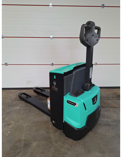 Mitsubishi PBP16N3 - Tractor industrial: foto 1 Mitsubishi PBP16N3 - Tractor industrial: foto 1