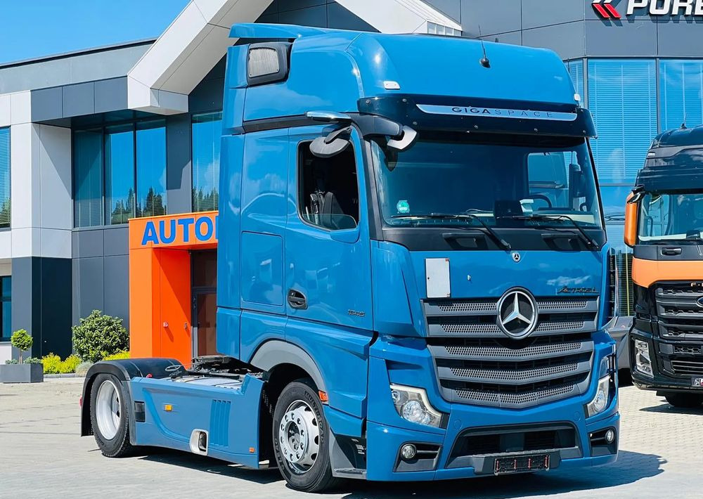 Mercedes-Benz ACTROS 1845 MEGA GIGA SPACE - Cabeza tractora: foto 1 Mercedes-Benz ACTROS 1845 MEGA GIGA SPACE - Cabeza tractora: foto 1