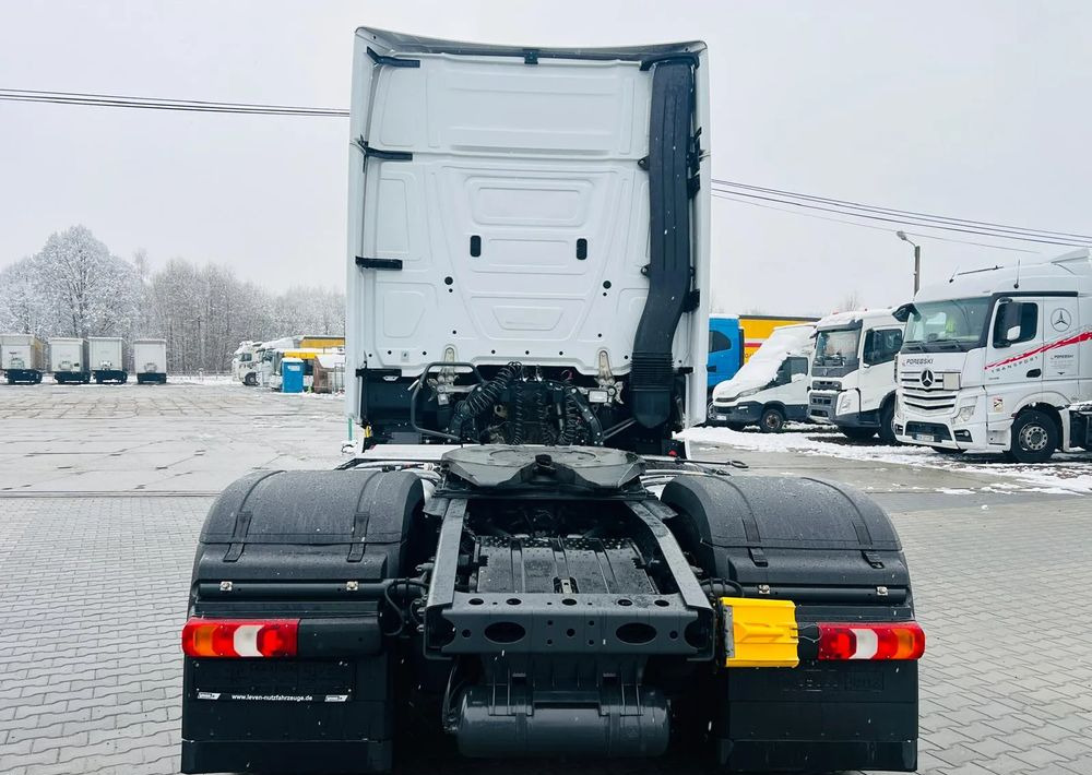 Mercedes-Benz Actros 1845/GIGA SPACE/Retarder olejowy/Klima Postojowa/Aktywny tempomat ACC/ - Cabeza tractora: foto 4 Mercedes-Benz Actros 1845/GIGA SPACE/Retarder olejowy/Klima Postojowa/Aktywny tempomat ACC/ - Cabeza tractora: foto 4