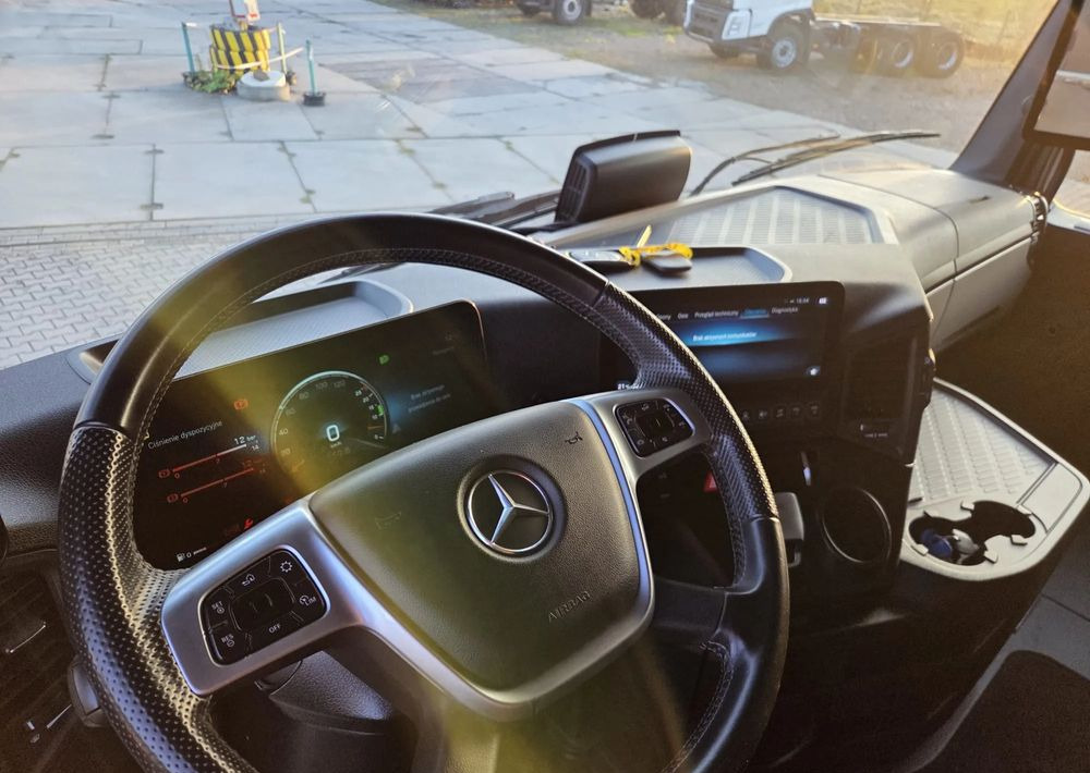 Mercedes-Benz Actros 1845/ Retarder olejowy/Klima Postojowa / Aktywny tempomat ACC/ - Cabeza tractora: foto 5 Mercedes-Benz Actros 1845/ Retarder olejowy/Klima Postojowa / Aktywny tempomat ACC/ - Cabeza tractora: foto 5