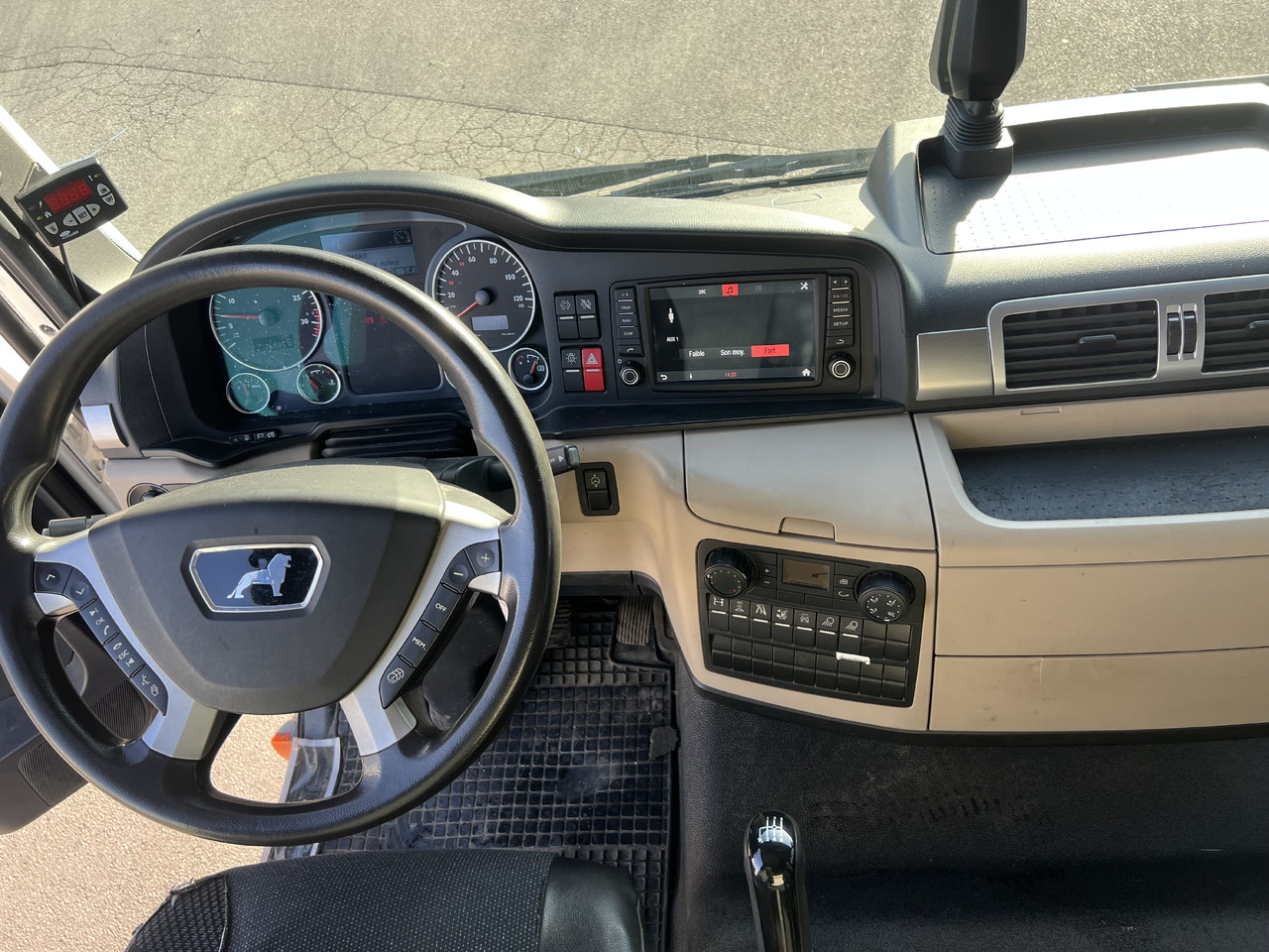 Camión frigorífico MAN TGL 8.220 4x2: foto 8