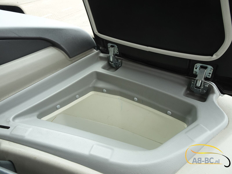 VDL Futura FHD2-129/300 - 55 Seats EURO 6 - Autocar: foto 5 VDL Futura FHD2-129/300 - 55 Seats EURO 6 - Autocar: foto 5