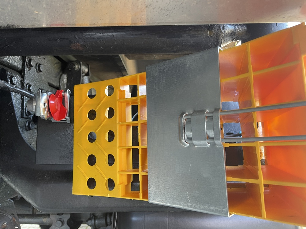 Autocaravana Unimog Unimog U300 Camper, Wohnmobil, Aufbau ist Wechselbar: foto 43