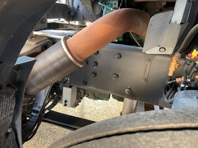 Cabeza tractora Volvo 540: foto 9 Cabeza tractora Volvo 540: foto 9