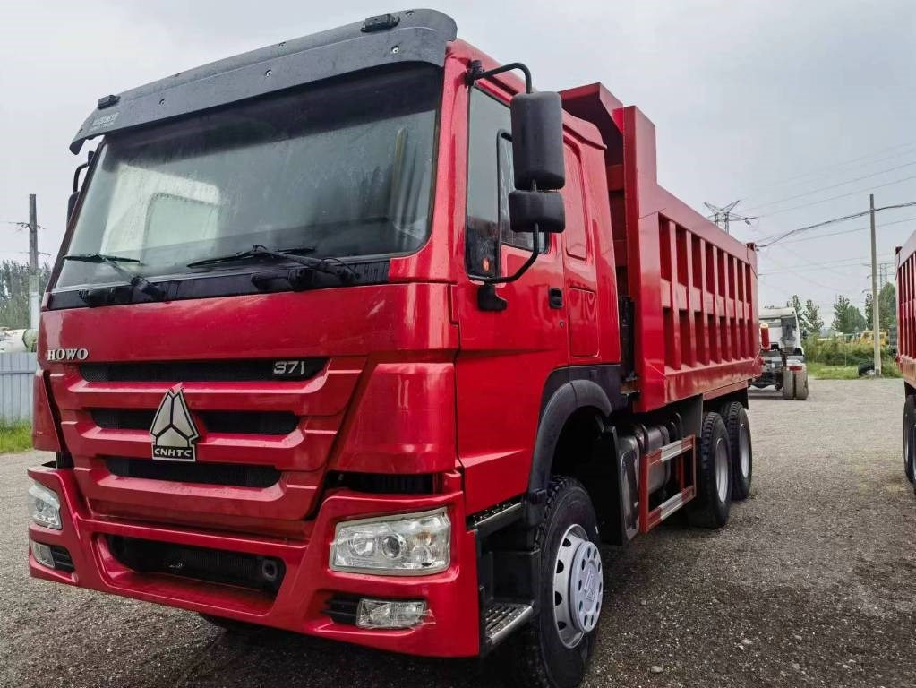 Howo 371 - Camión volquete: foto 1 Howo 371 - Camión volquete: foto 1