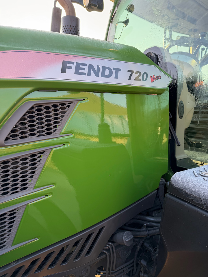 Tractor FENDT 720: foto 7