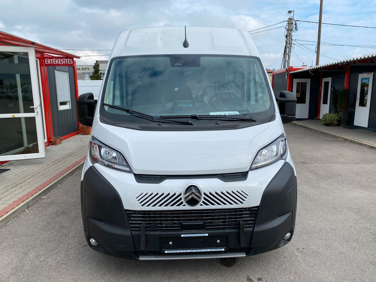 Citroën Jumper Kasten Hochraum 35 L3H2 BlueHDi 140 - Furgón: foto 2 Citroën Jumper Kasten Hochraum 35 L3H2 BlueHDi 140 - Furgón: foto 2