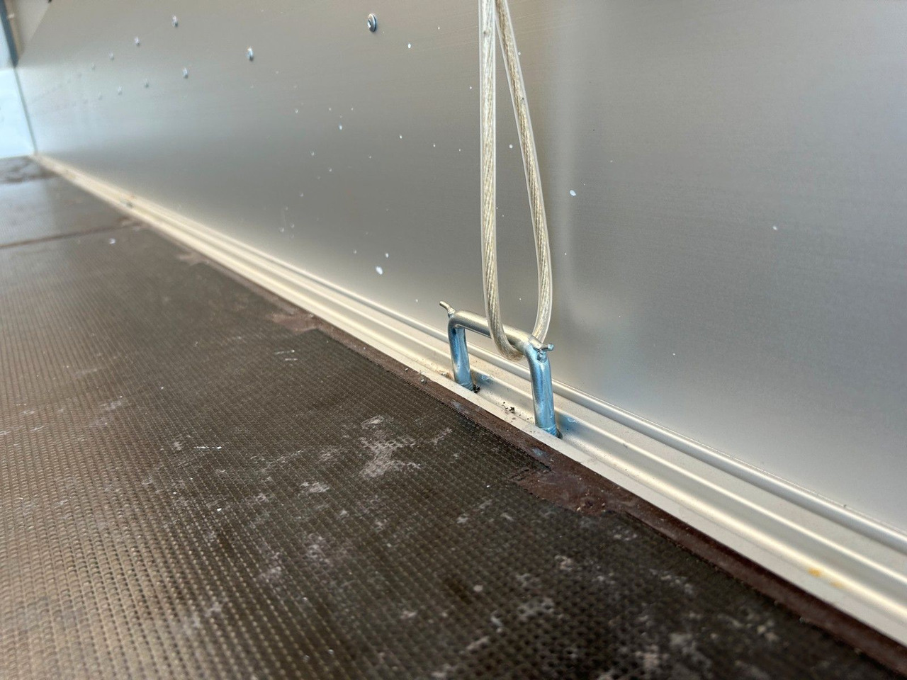 Fiat DUCATO XLWB MAXI Pritsche+Plane - Furgoneta con lona: foto 4 Fiat DUCATO XLWB MAXI Pritsche+Plane - Furgoneta con lona: foto 4