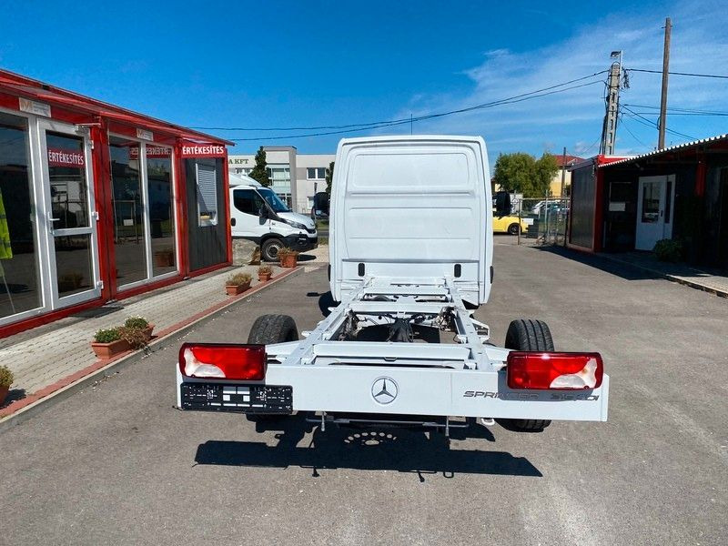 Mercedes-Benz Sprinter 319 Pritsche+Plane 3,5T Anhängelast - Furgoneta con lona: foto 5 Mercedes-Benz Sprinter 319 Pritsche+Plane 3,5T Anhängelast - Furgoneta con lona: foto 5