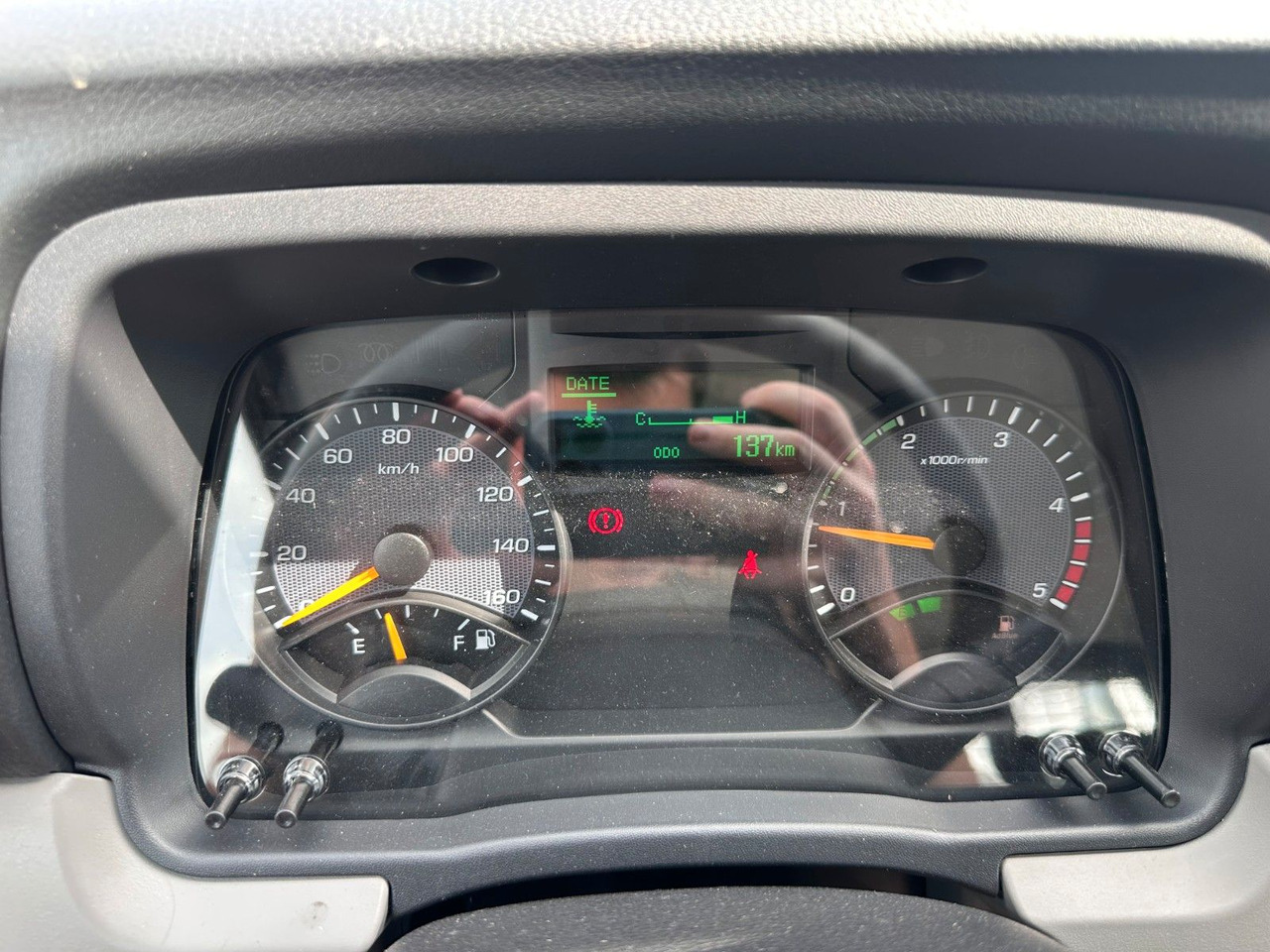 Mitsubishi Fuso Canter 3S13 Dreiseitenkipper - Furgoneta basculante: foto 4 Mitsubishi Fuso Canter 3S13 Dreiseitenkipper - Furgoneta basculante: foto 4