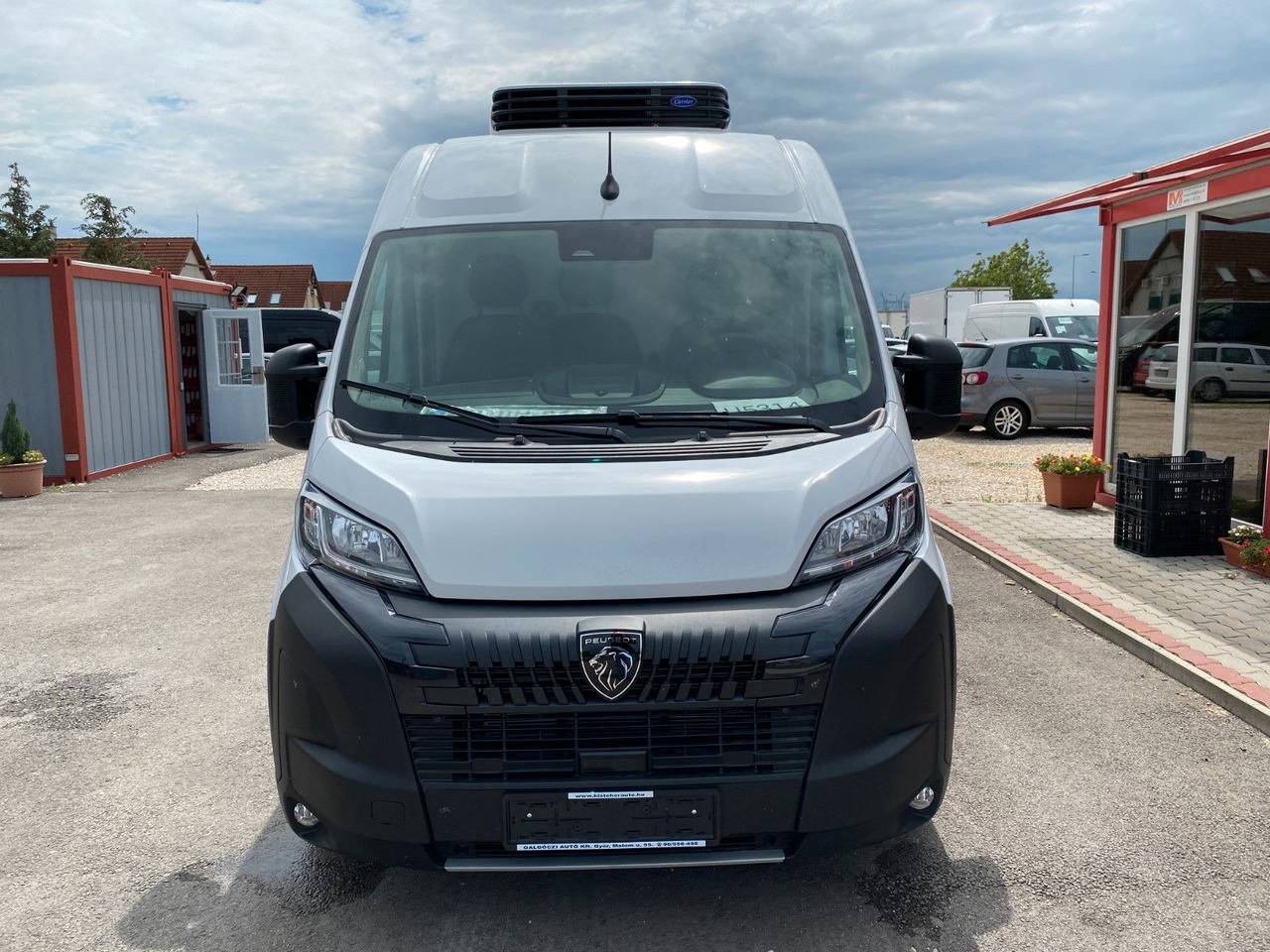 Peugeot Boxer Kasten Hochraum 435 L4H2 BlueHDi 140 Peugeot Boxer Kühlkasten 435 L4H2 BlueHDi 140 - Furgón: foto 2 Peugeot Boxer Kasten Hochraum 435 L4H2 BlueHDi 140 Peugeot Boxer Kühlkasten 435 L4H2 BlueHDi 140 - Furgón: foto 2