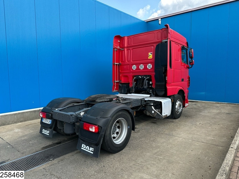 DAF XF 480 EURO 6, Retarder, Standairco, PTO - Cabeza tractora: foto 2 DAF XF 480 EURO 6, Retarder, Standairco, PTO - Cabeza tractora: foto 2